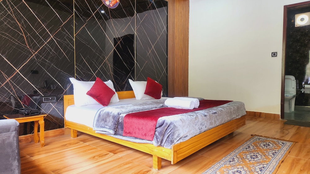 Yamunotri Heli Resort