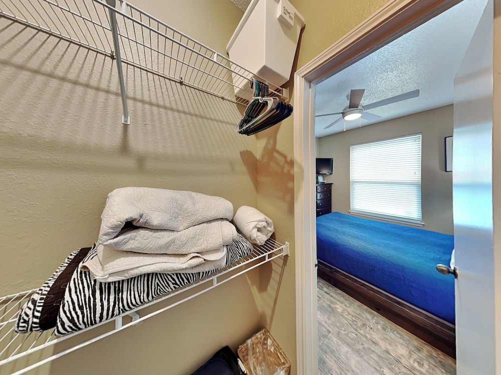 The Lazy Turtle by Silver Sands Vacation Rentals