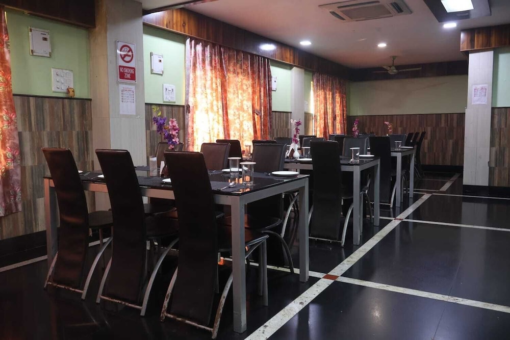 Hotel MIPL