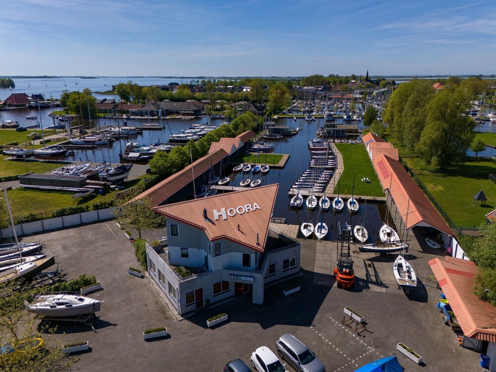 Houseboat in Heeg With Stunning Marina Views