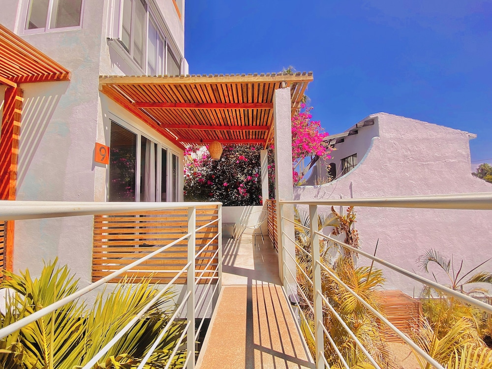 Perro Surfero Hotel Boutique - Todos Santos, BCS