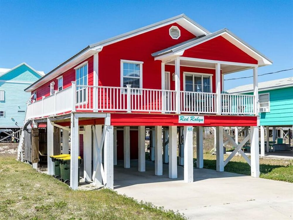Red Robyn by Meyer Vacation Rentals