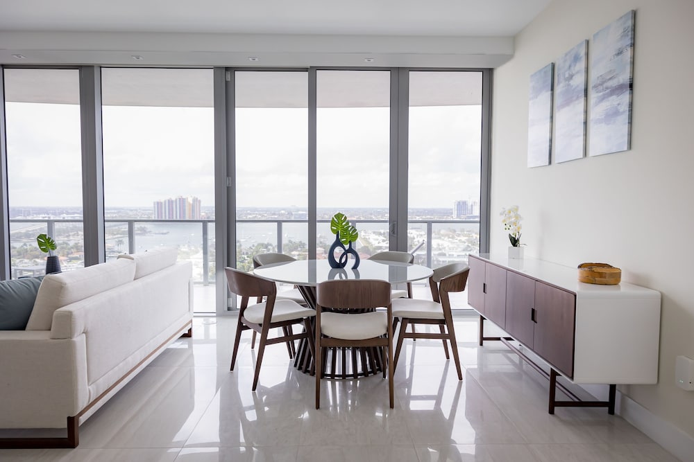 Private Condos at Amrit Ocean Resort