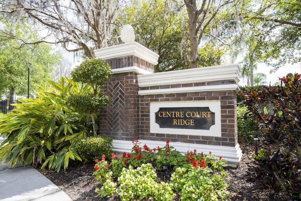 Stunning 5 Bd Home w/ Pool Close to Disney 7420