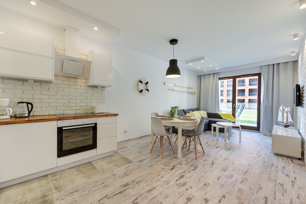 Apartinfo Aura Island Apartments