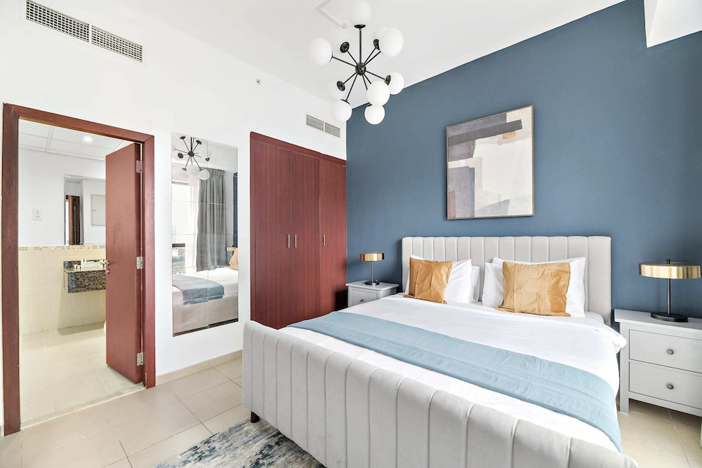 Silkhaus Near Beach Dubai Marina View Gym Pool