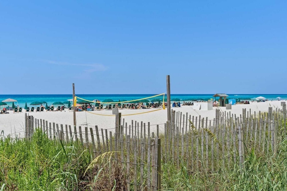 Front Beach Road, Unit 809 - Beach Happy Emerald Isle Resort Unit 809