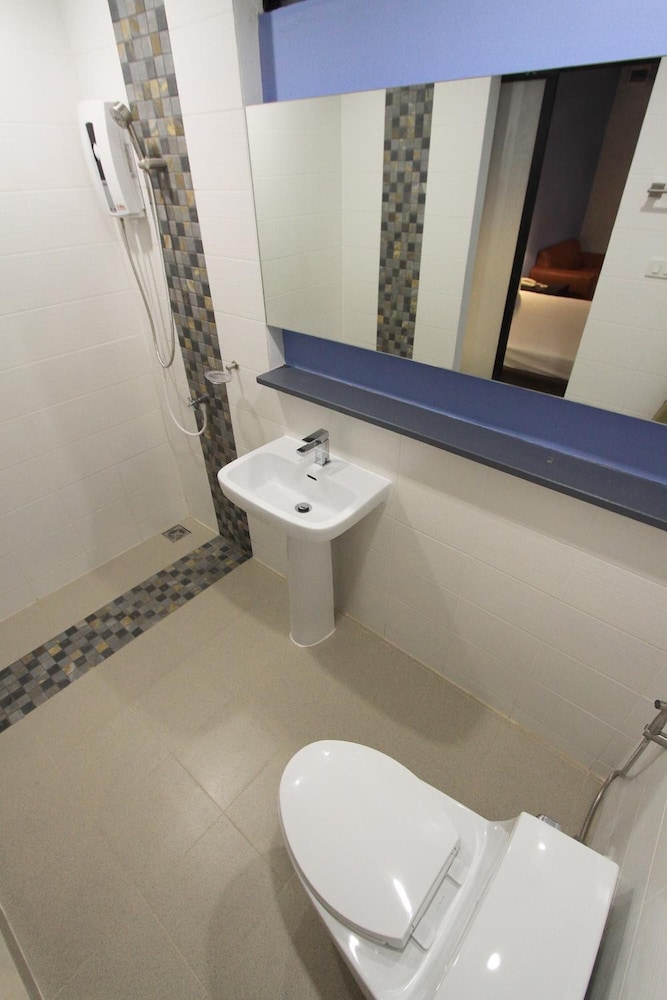 Eazy Motel Bangna