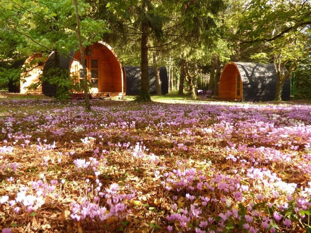 Les Cabanes des Chateaux