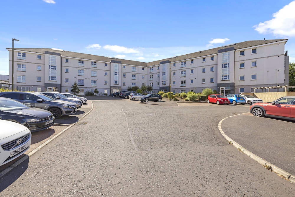 JOIVY Stunning 2-Bed Flat W/ Free Parking