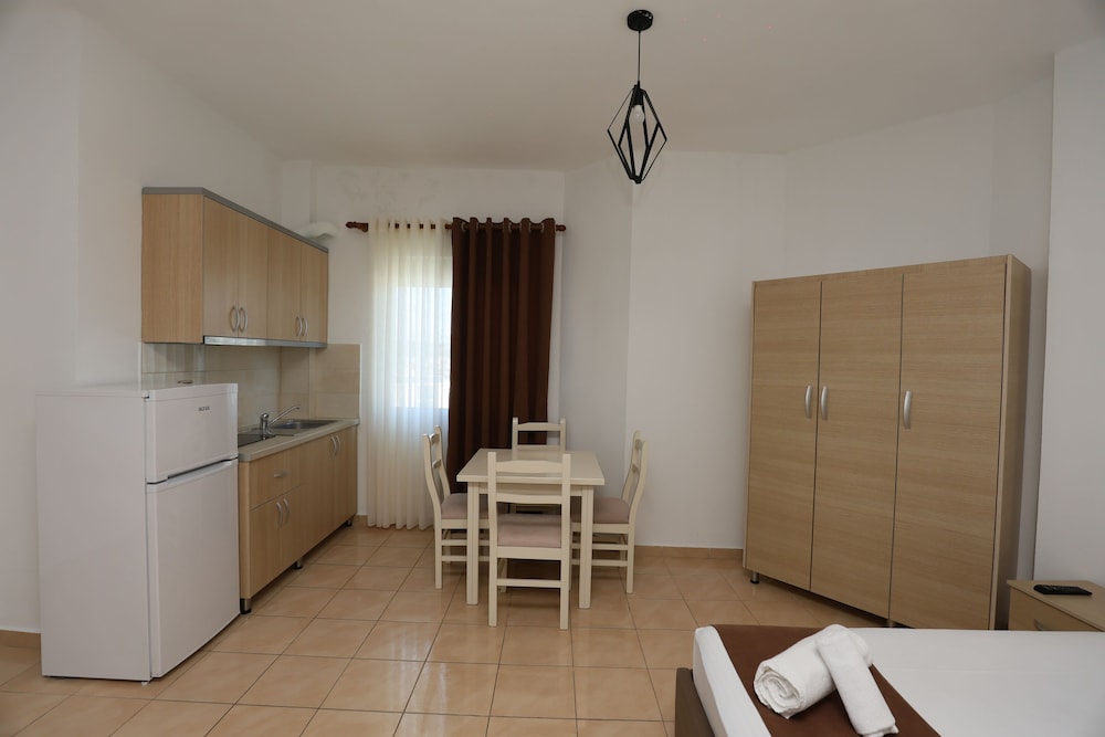 Michelle Apartments