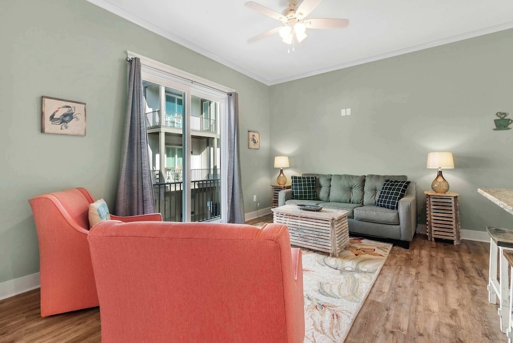 Little Lagoon Cottage for 8 - Free Activities