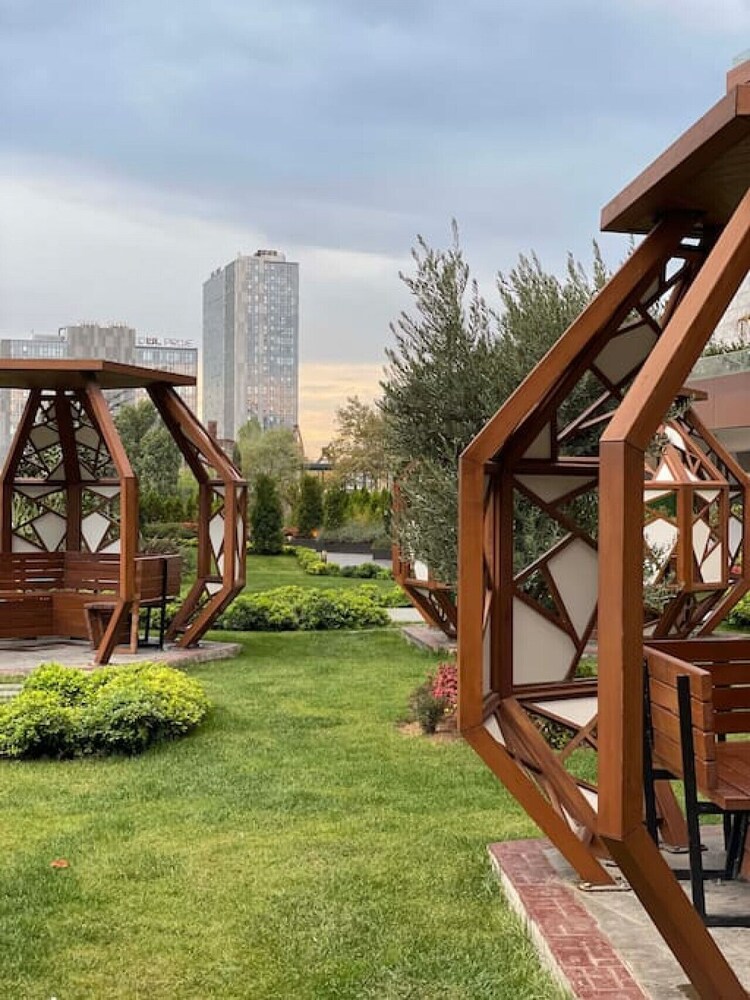 Exclusive 2 1 Apartment 2 Bathrooms - Core Living