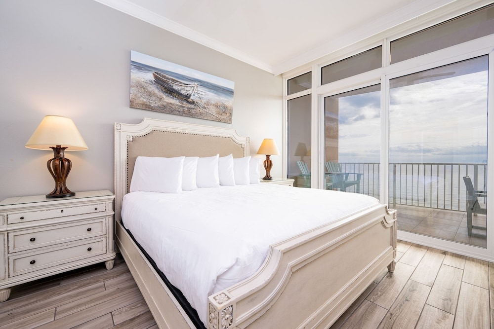 Phoenix Orange Beach 1601 4 Bedroom Condo