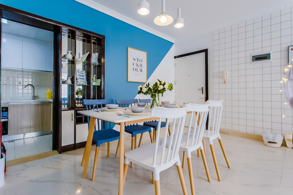 Locals Boutique Apartment Jiuzhou Port.3 view 3