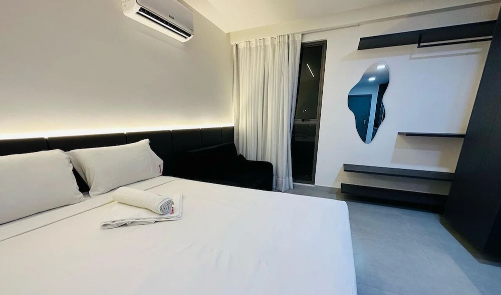 Simple Smart - LikeHome Hospedagens