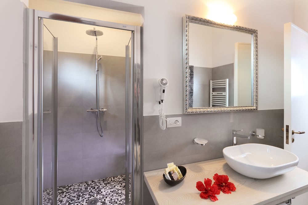 Porta Di Mezzo Luxury suites and rooms