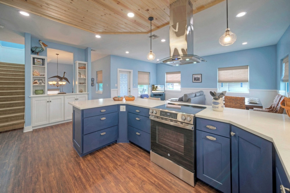 Luxe Coastal Stay w/ Private Pool, Walk to Beach Leave of Absence by Avantstay