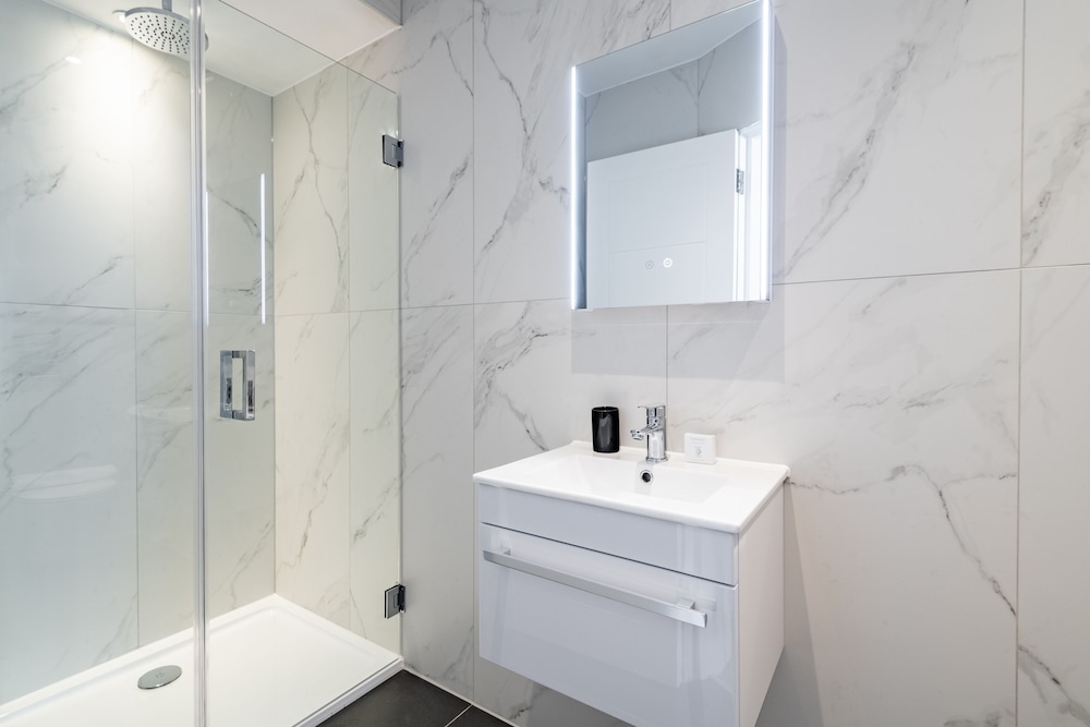 South Kensington Apartments