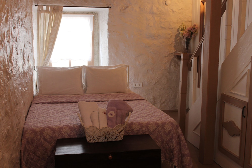 Lilyum Alaçatı Butik Otel - Image 13