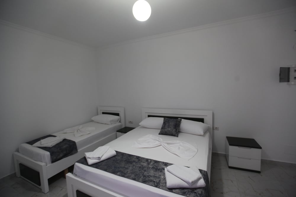 Irdi Aparthotel