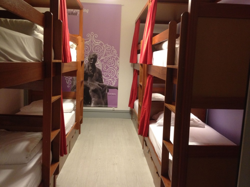 Ey Lisbon Hostel