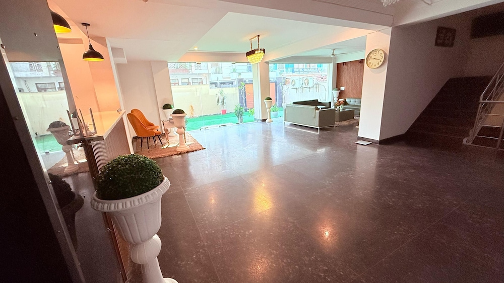 Akshay Corporate Hotel