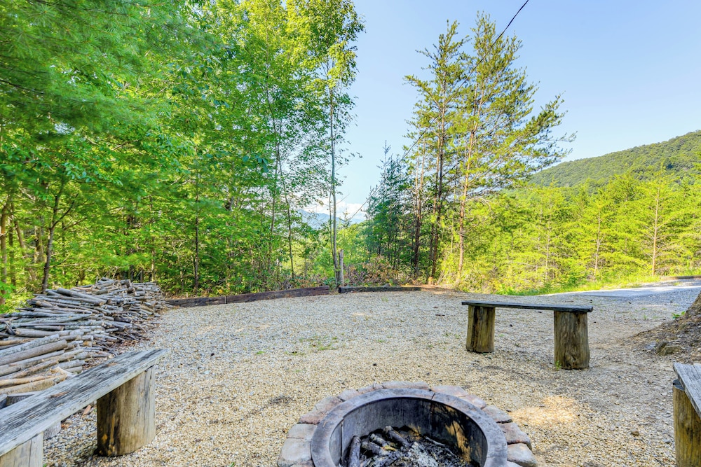 Bryson City Cabin Rental w/ Views & Hot Tub view 4