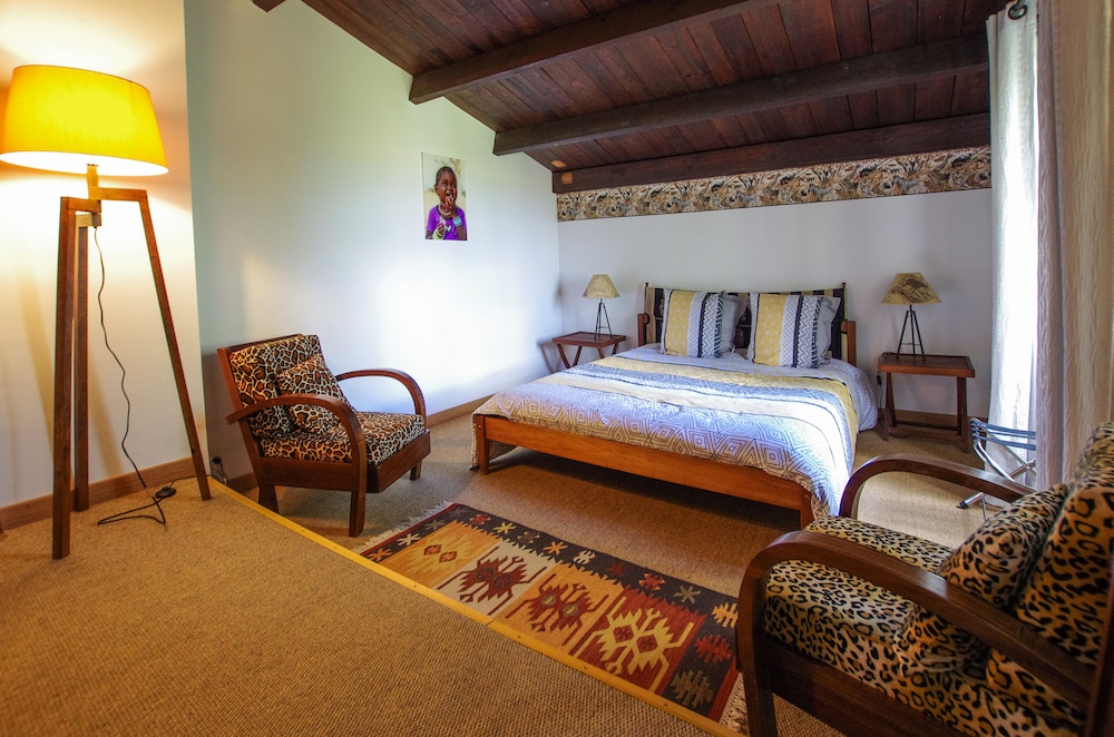 Logis Saint Leonard view 2