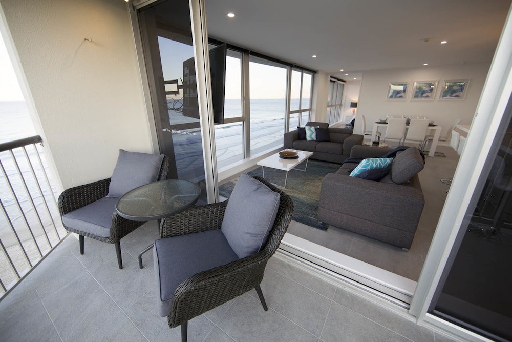 Main Beach Vacations - Golden Sands - Private Apartments - Property Image 11