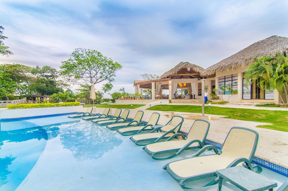 4 Bedroom Villa at Ocean Village