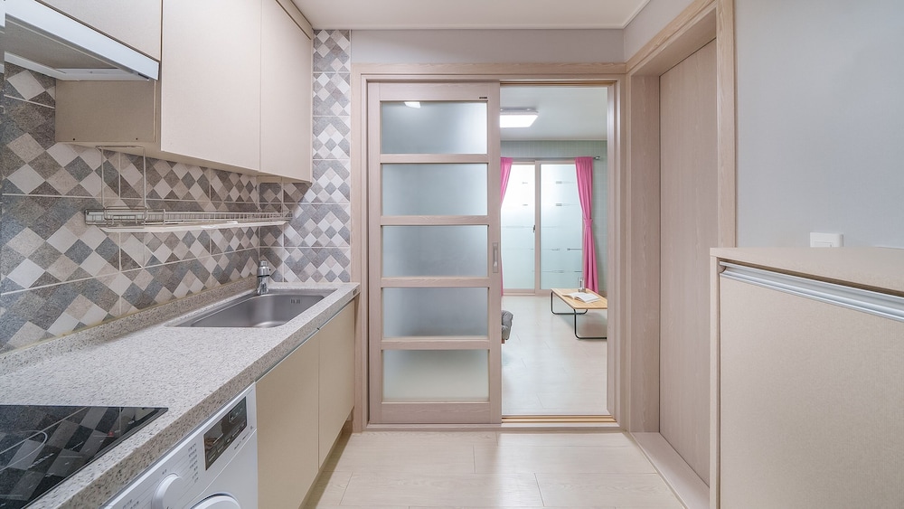 Sokcho Jaja Ocean View Pension