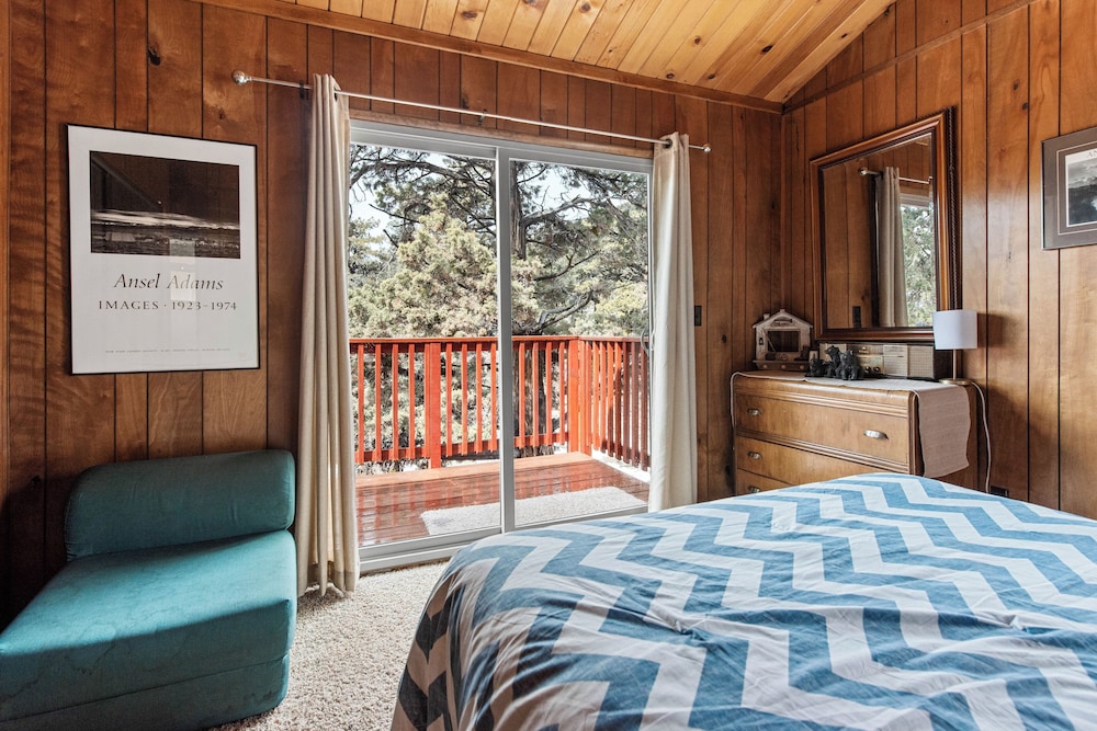 Forest Edge Retreat