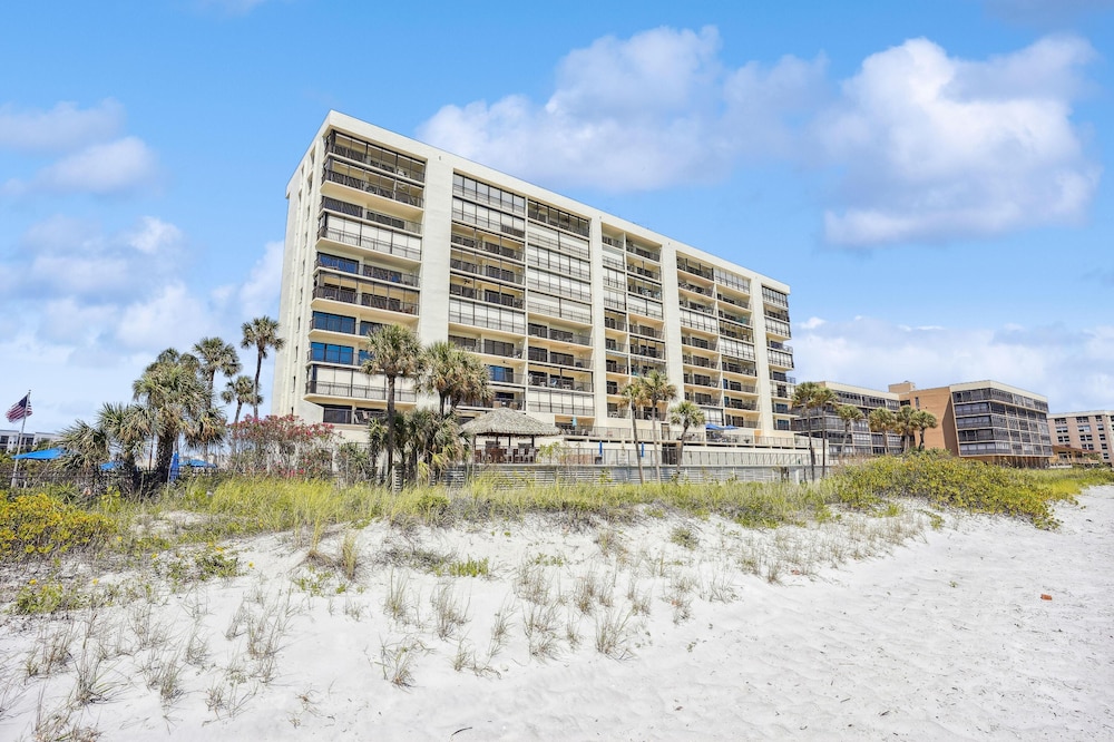 Ocean Sands 1-708