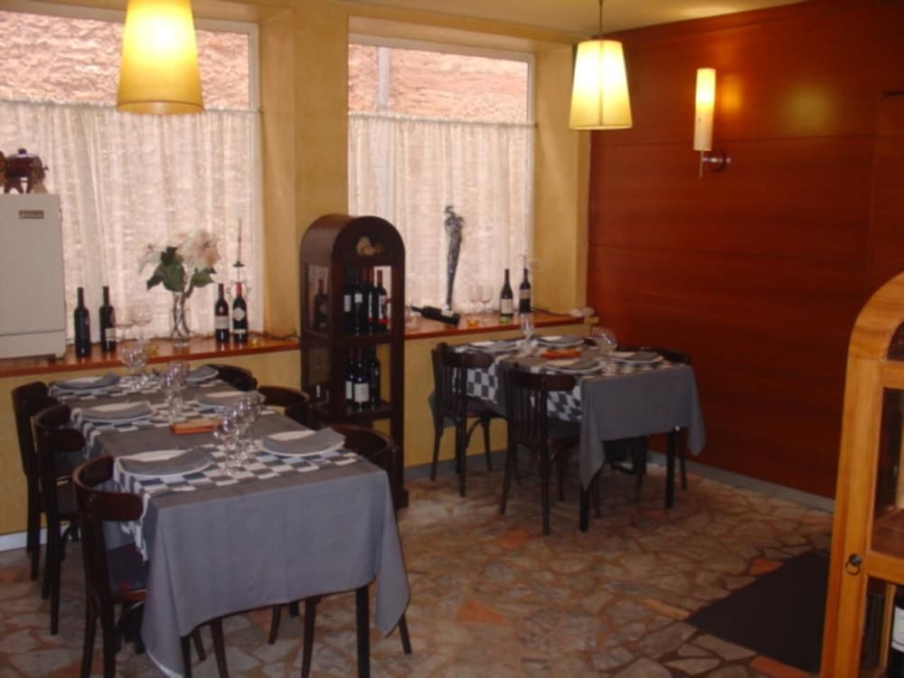 Hostal Restaurante Arasa