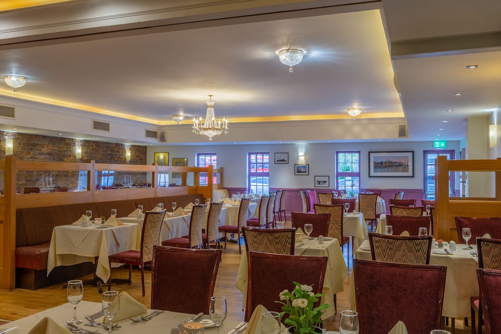 Waterford Vacations - Dooleys Hotel Waterford City - Property Image 1
