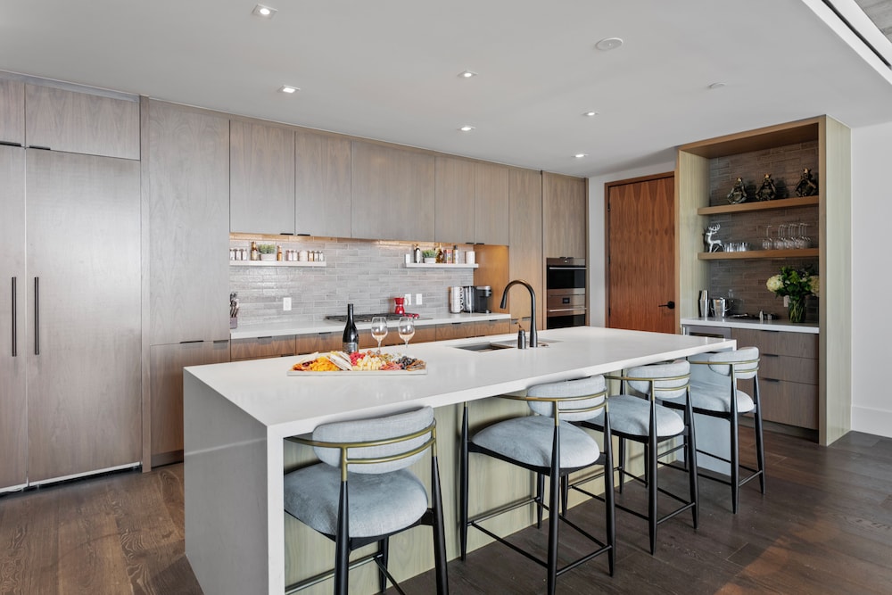 Argent at Deer Valley Resort - Three Bedroom Deluxe #103 3 Condo