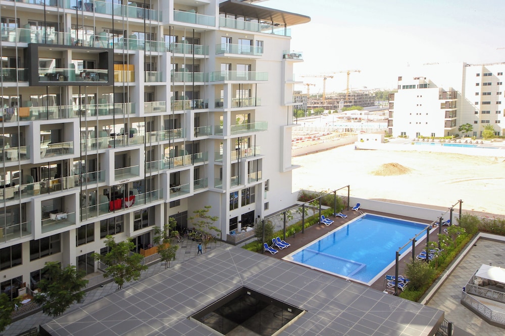 Silk Valley-Gorgeous 1B near Masdar Park