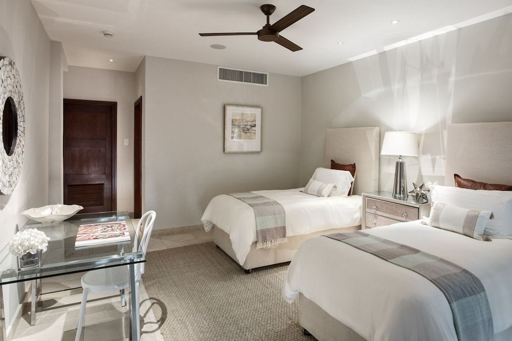 Portico 3 by Blue Sky Luxury