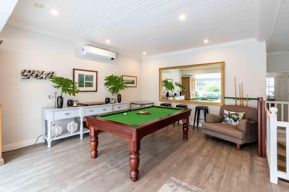 Unique Villa With Pool and Tennis Court