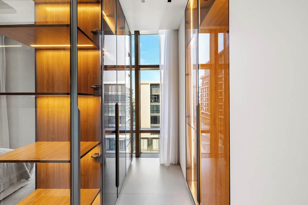 Upscale 3BR Maid Near Dubai Mall