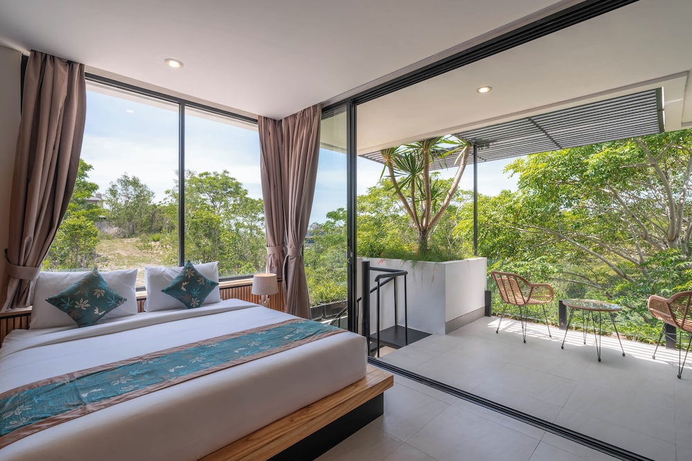 The Luminous Villa Uluwatu