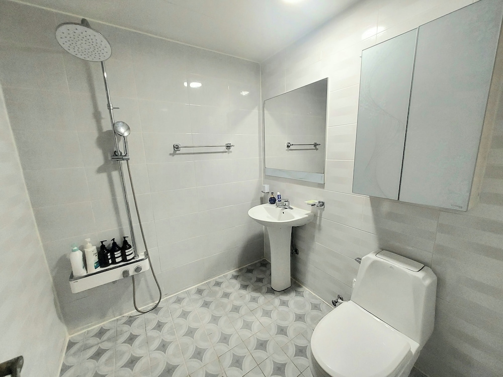 Mirinae Lakeside Marine Villa