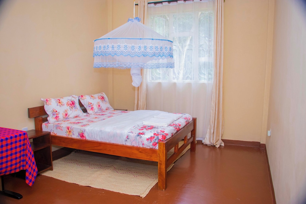 Shamba Hostel