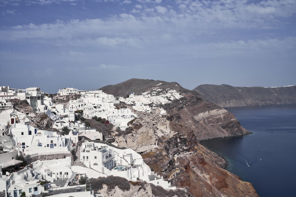 Hotel Alisaris Cave Suites