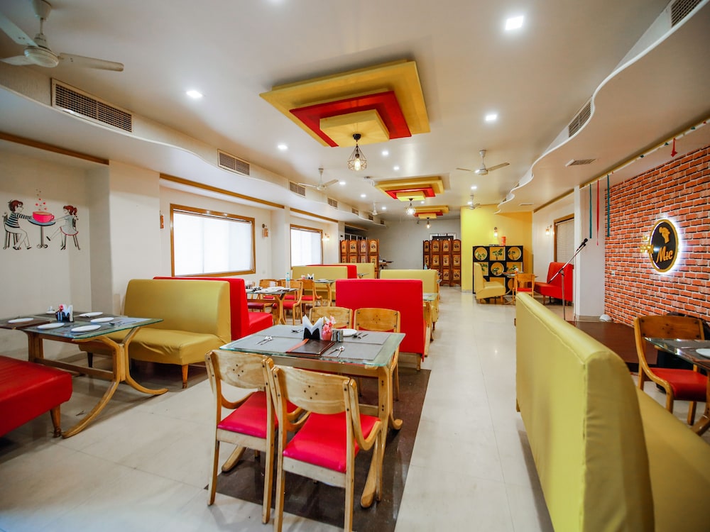 Food & Beverage