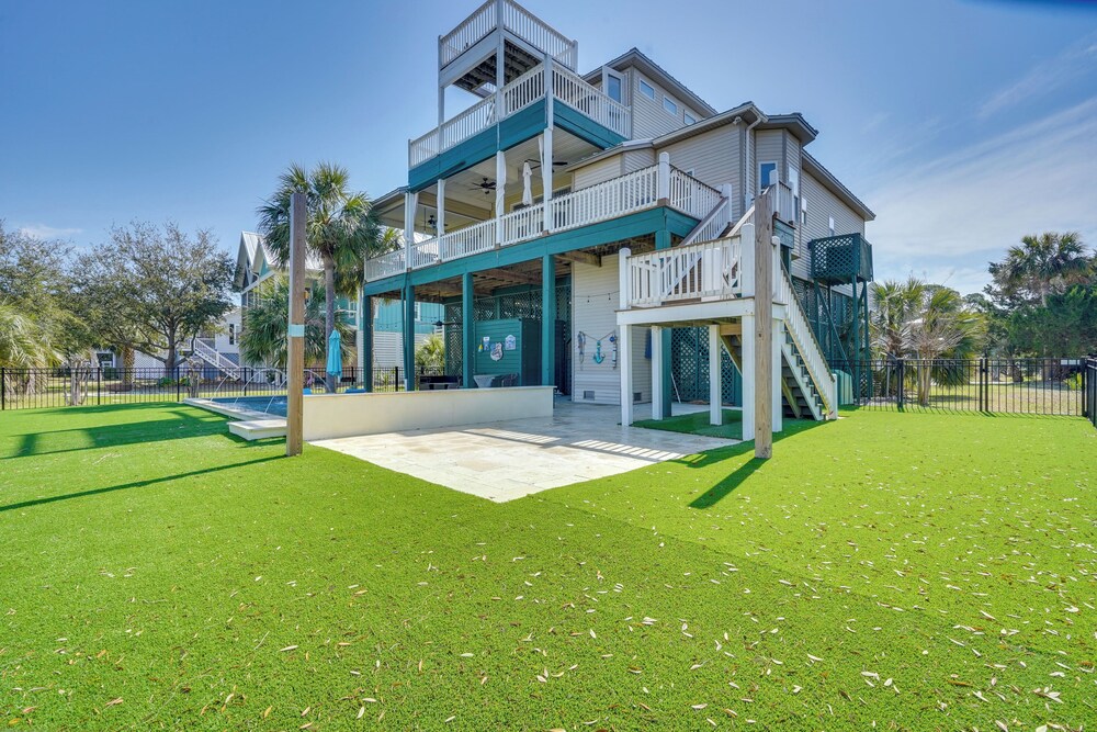 Marina & Golf Course Views: Edisto Island Home