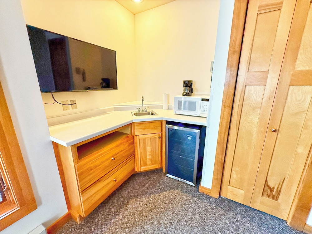 Poplar River Condos