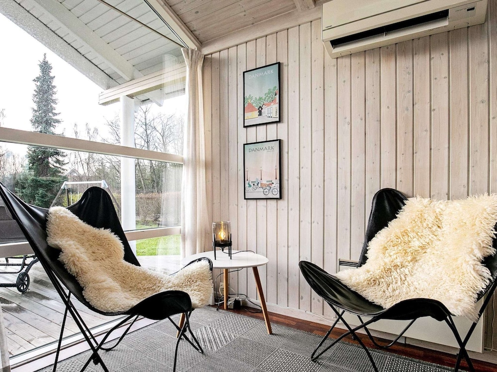 10 Person Holiday Home in Humble-by Traum view 4