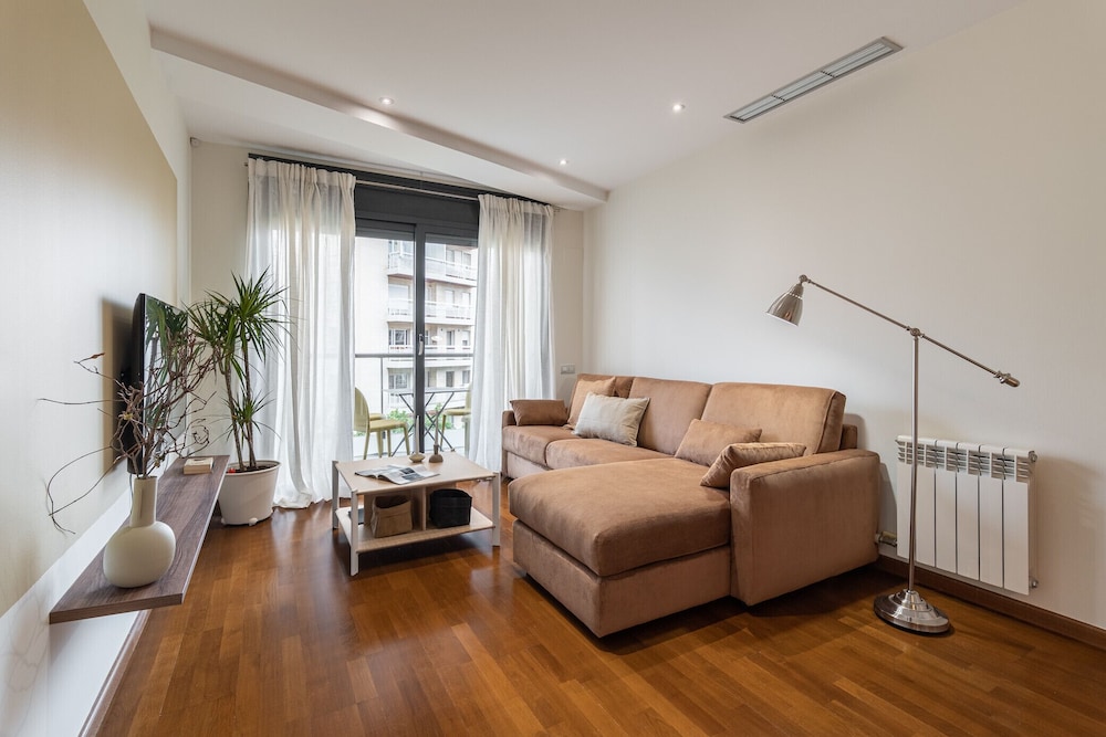 Les Corts Apartments By Olala Homes